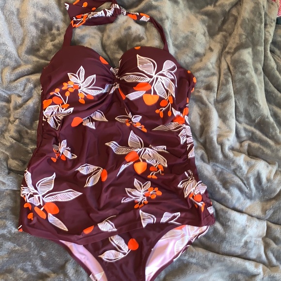NWOT WOMENS 1-PIECE 50’s STYLE SWIMSUIT - Picture 1 of 10